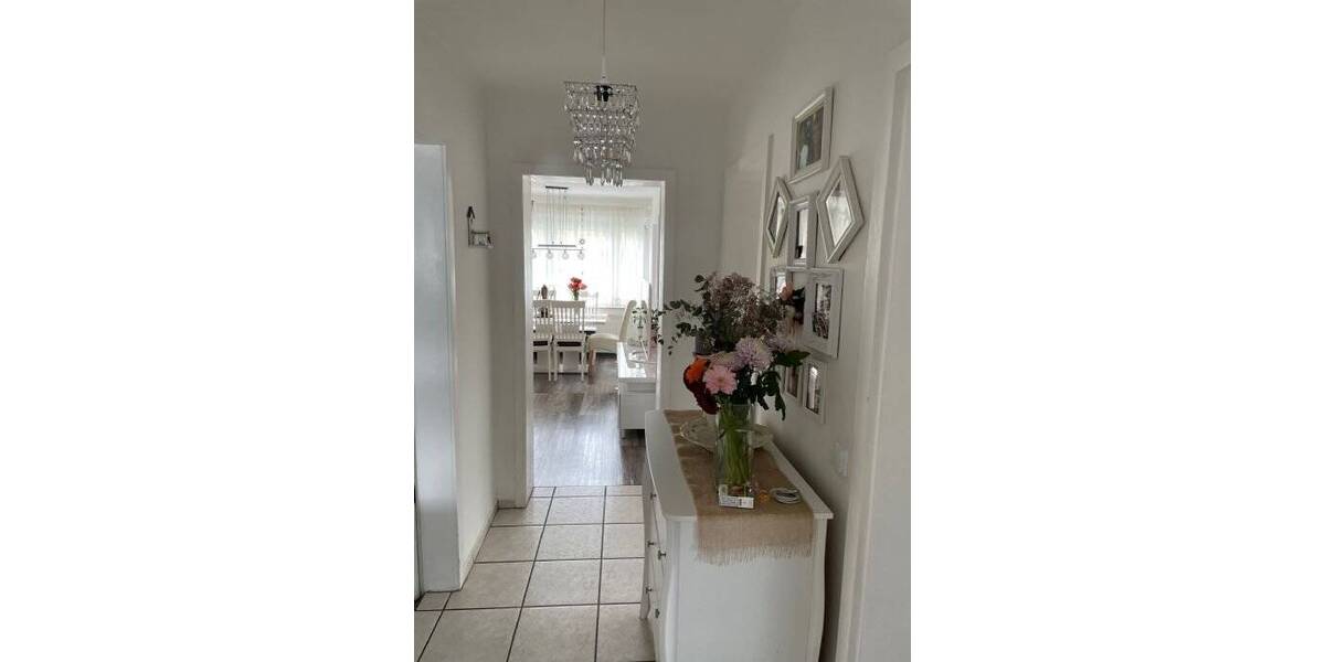 Etagenwohnung Nürtingen Oberensingen - 4 Zimmer, 90 m&sup2;, 299.000&euro; | Angebot:25773635