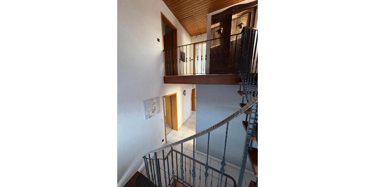 Einfamilienhaus Tübingen Lustnau - 6 Zimmer, 220 m&sup2;, 910.000&euro; | Angebot:26373124