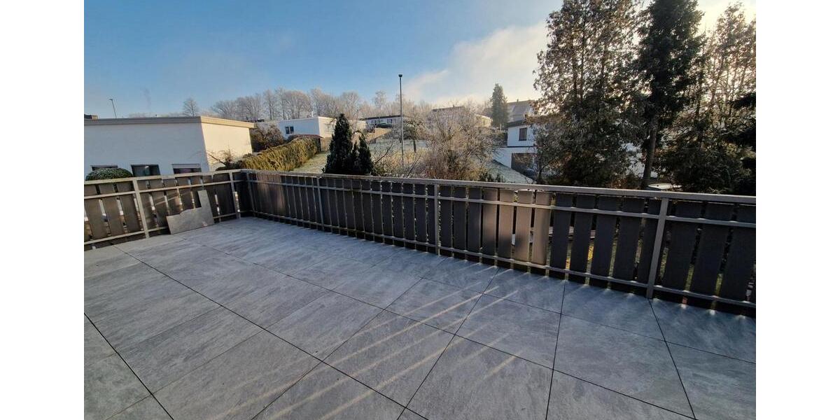 Dachgeschoßwohnung Reutlingen Altenburg - 2 Zimmer, 87 m&sup2;, 1.000&euro; | Angebot:26547341