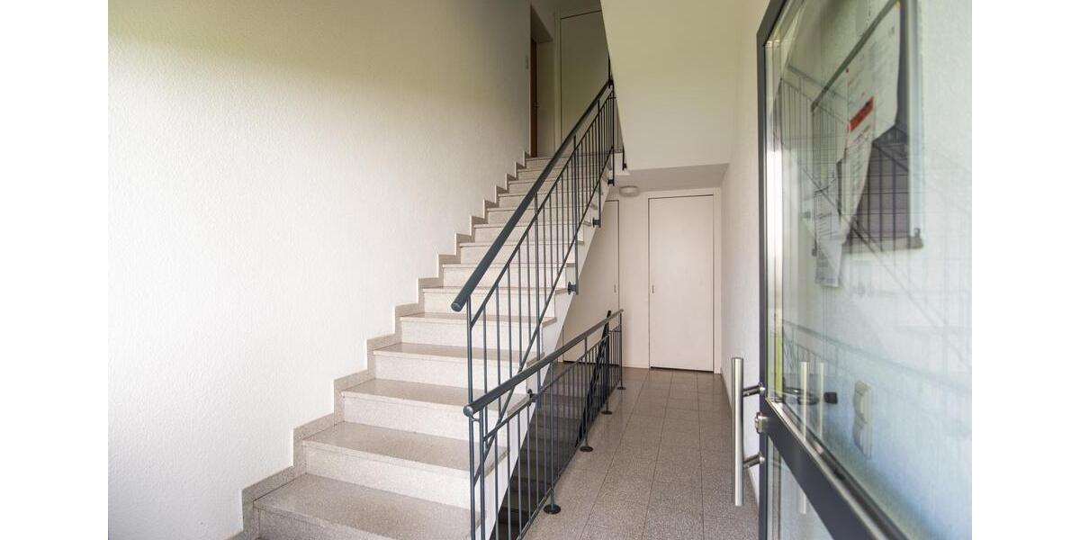 Dachgeschoßwohnung Münsingen - 3 Zimmer, 68 m&sup2;, 700&euro; | Angebot:26689050