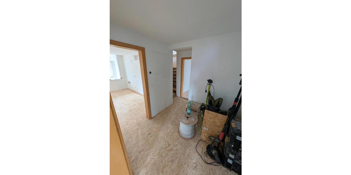 Maisonettenwohnung Denkendorf - 4.5 Zimmer, 120 m&sup2;, 2.100&euro; | Angebot:26574195