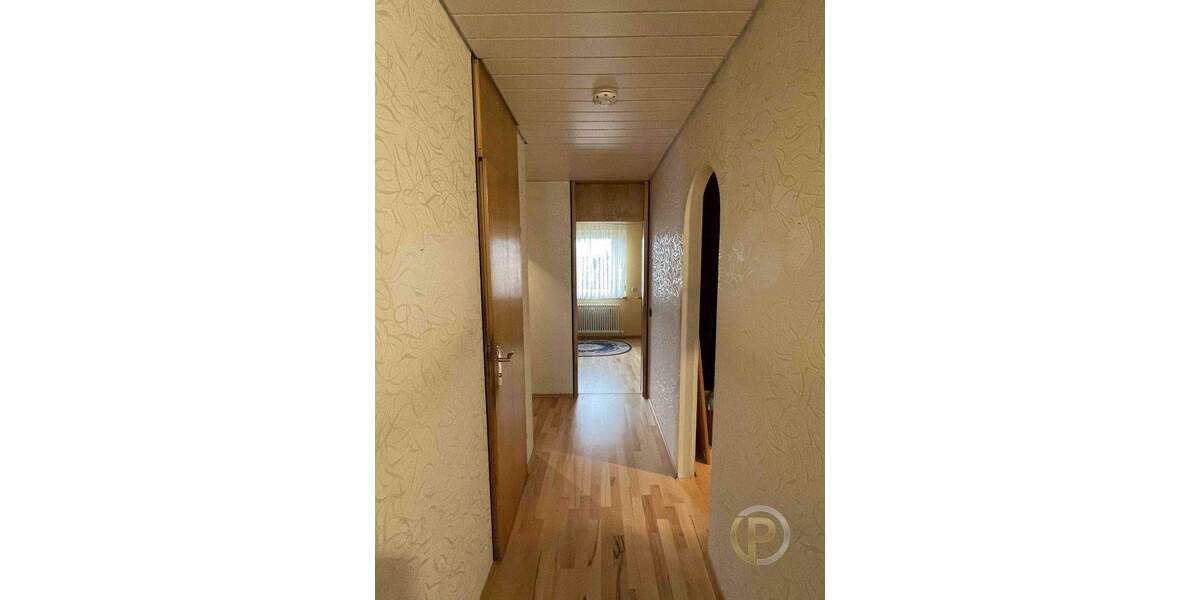 Etagenwohnung Esslingen am Neckar Oberesslingen - 4 Zimmer, 103 m&sup2;, 325.000&euro; | Angebot:25676375