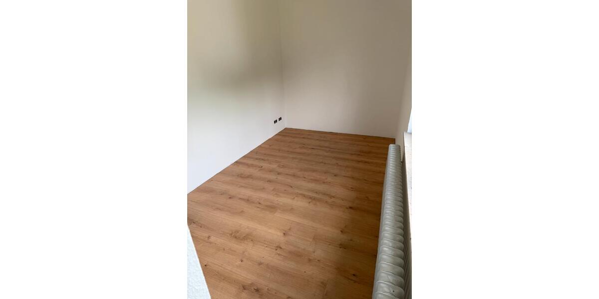 Etagenwohnung Rottenburg am Neckar - 4 Zimmer, 113 m&sup2;, 890&euro; | Angebot:26679237