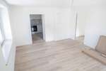 Hochwertig sanierte 2-Zimmer-Wohnung mit eigenem Eingang und Hofterrasse - 2- Esslingen am Neckar Oberesslingen | Angebot:27517999
