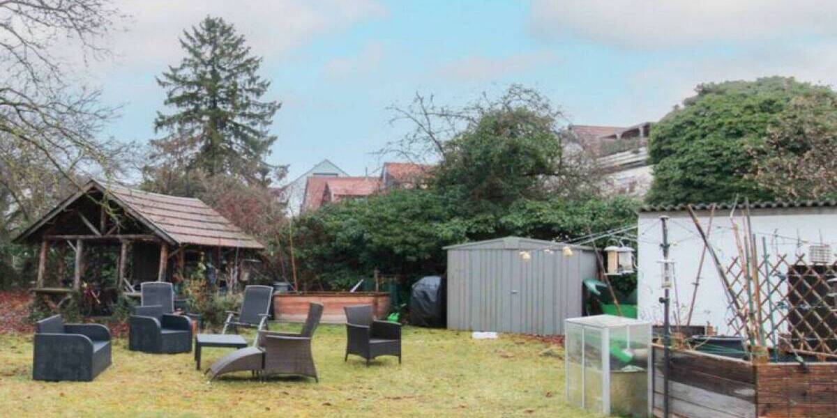 Mehrfamilienhaus, Wohnhaus Pfullingen - 1 Zimmer, 208 m&sup2;, 579.000&euro; | Angebot:26093604