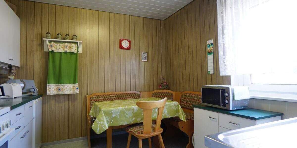 Reihenmittelhaus Reutlingen Römerschanze - 4 Zimmer, 86 m&sup2;, 265.000&euro; | Angebot:25915986