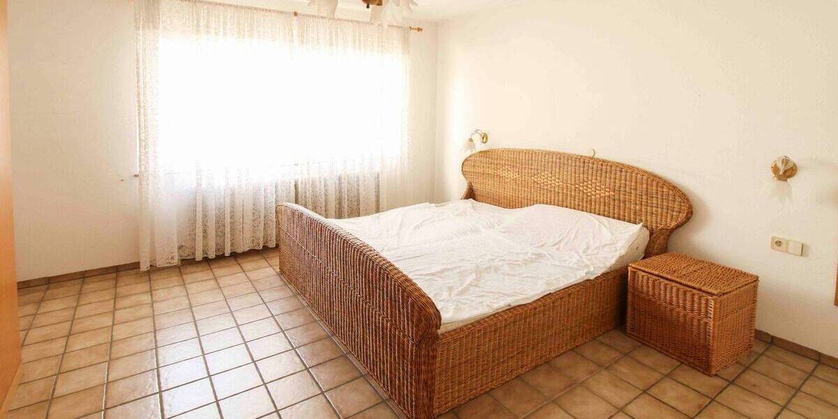 Etagenwohnung Reutlingen Innenstadt - 4 Zimmer, 129 m&sup2;, 359.000&euro; | Angebot:26703534