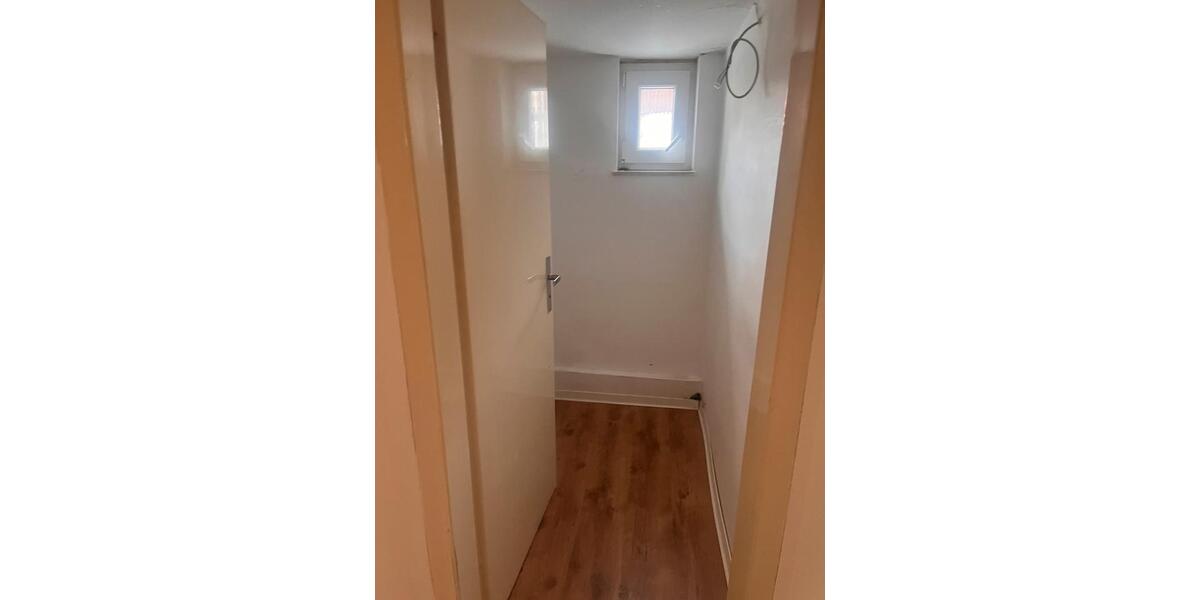 Etagenwohnung Gäufelden - 3 Zimmer, 80 m&sup2;, 1.100&euro; | Angebot:25725056