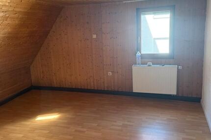 Wohnung Schlaitdorf - 4 Zimmer, 63 m&sup2;, 750&euro; | Angebot:27547264