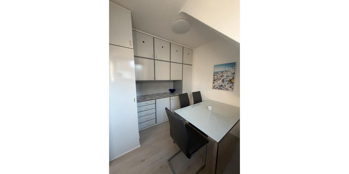 Dachgeschoßwohnung Leinfelden-Echterdingen Echterdingen - 5 Zimmer, 77 m&sup2;, 1.590&euro; | Angebot:27545344