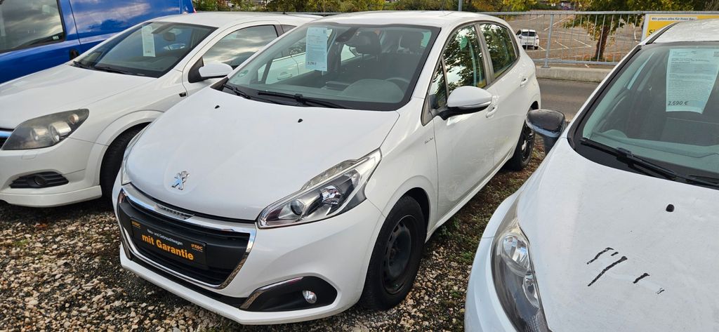 Peugeot 208 122.500 km 5.590 &euro; Reutlingen 72766