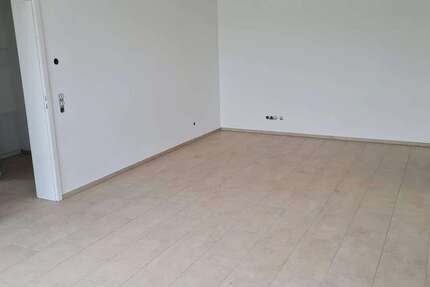 Wohnung Reutlingen - 1.5 Zimmer, 49 m&sup2;, 750&euro; | Angebot:24821353