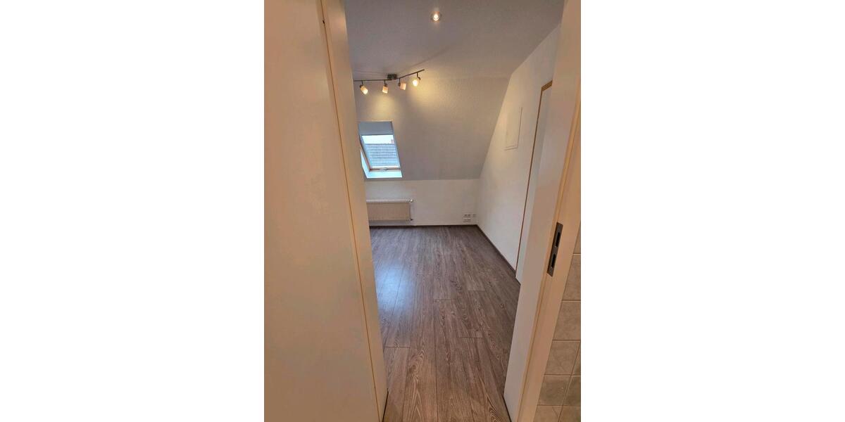 Etagenwohnung Rottenburg am Neckar - 2 Zimmer, 45 m&sup2;, 625&euro; | Angebot:25982341