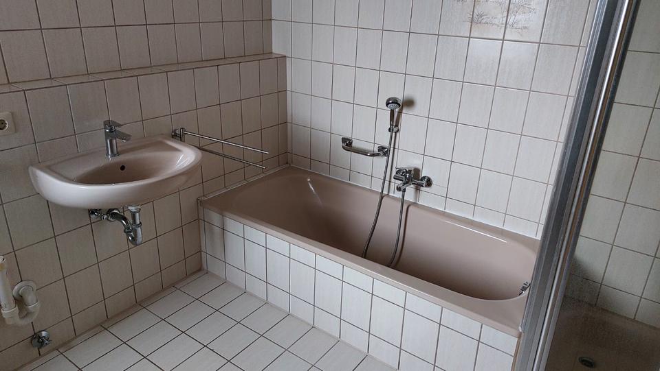 Dachgeschoßwohnung Trochtelfingen - 4 Zimmer, 98 m&sup2;, 580&euro; | Angebot:24756263