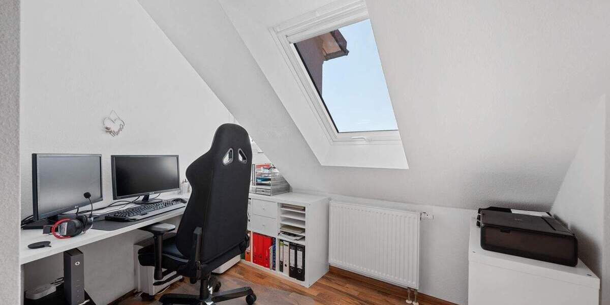 Etagenwohnung Altdorf - 4 Zimmer, 97 m&sup2;, 374.000&euro; | Angebot:25748811