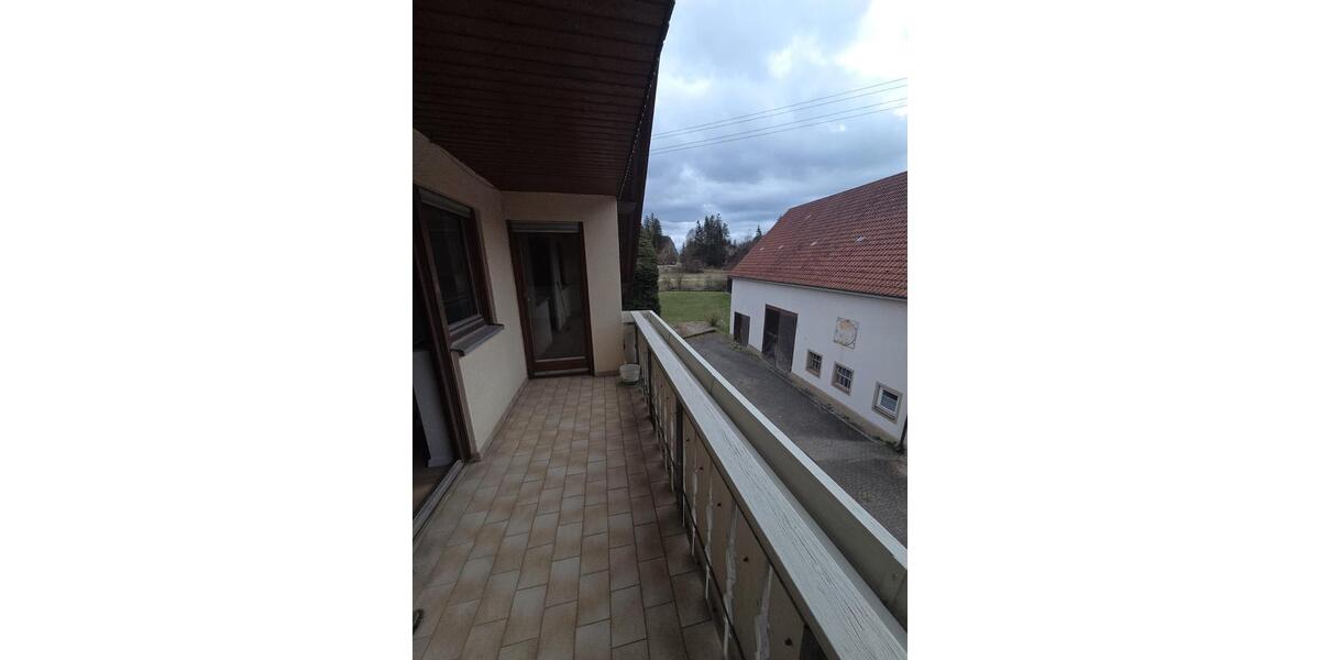 Doppelhaushälfte Gammertingen - 4 Zimmer, 180 m&sup2;, 1.300&euro; | Angebot:26043136