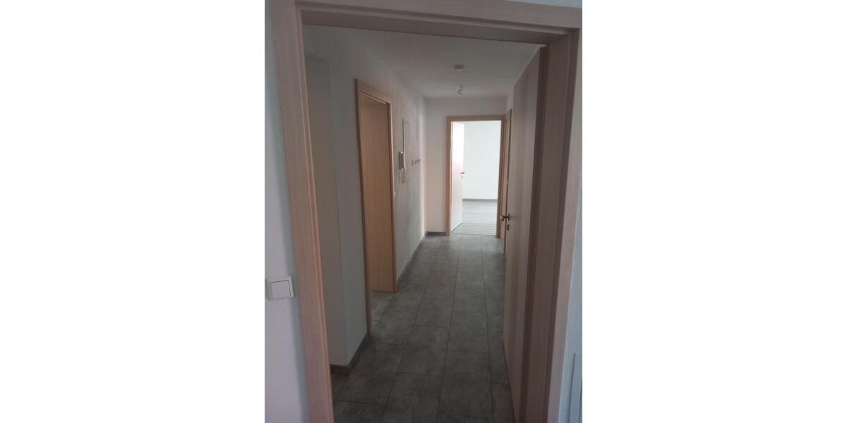 Etagenwohnung Burladingen - 3.5 Zimmer, 85 m&sup2;, 893&euro; | Angebot:25823529