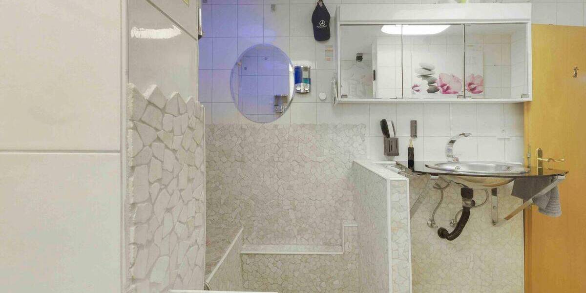 Mehrfamilienhaus, Wohnhaus Pfullingen - 1 Zimmer, 799.000&euro; | Angebot:26065853