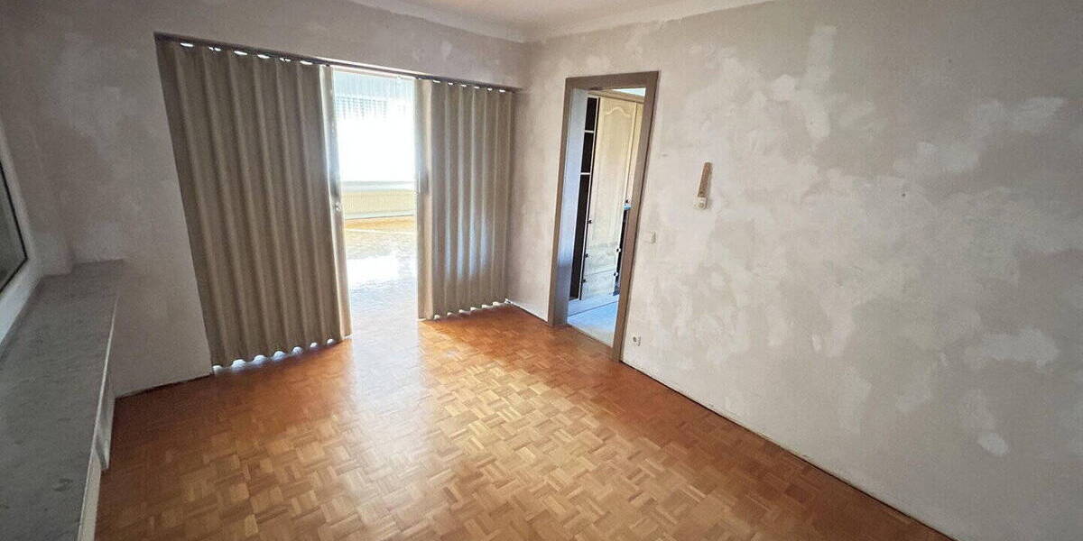 Mehrfamilienhaus, Wohnhaus Ehningen - 9 Zimmer, 250 m&sup2;, 875.000&euro; | Angebot:25654347