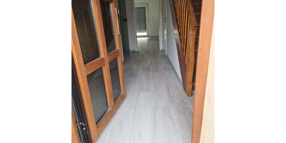 Reihenmittelhaus Pfullingen - 4 Zimmer, 90 m&sup2;, 385.000&euro; | Angebot:25718851