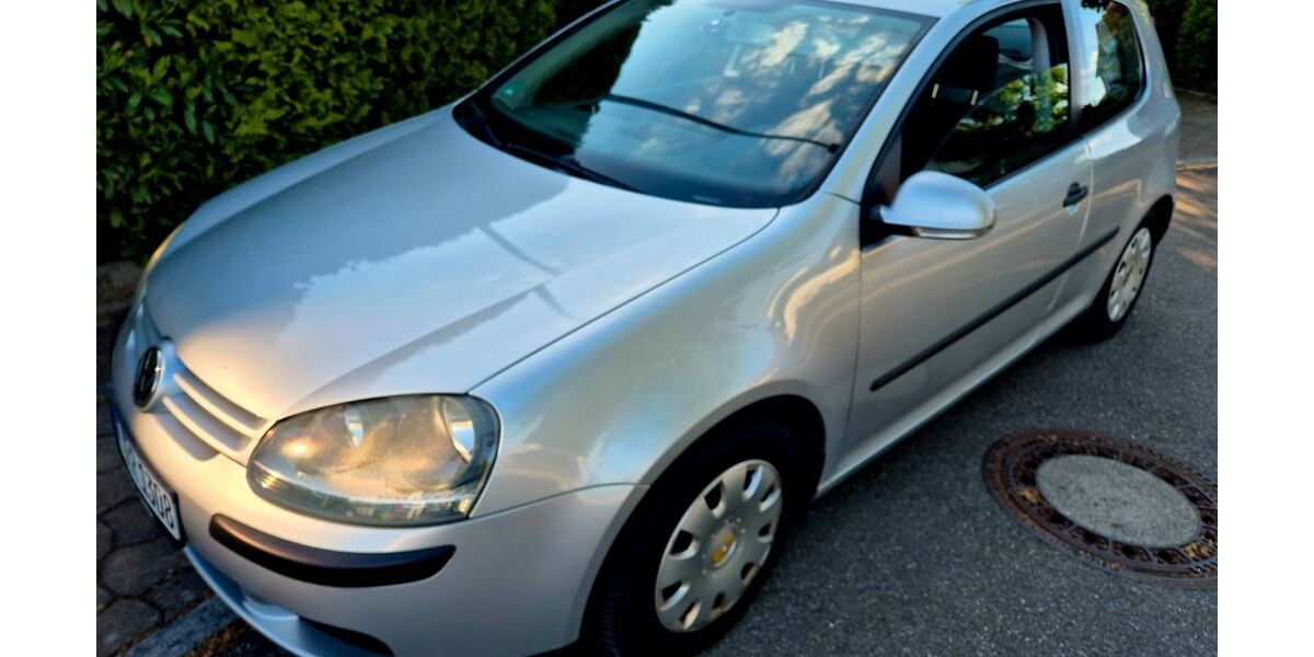 VW Golf 210.000 km 2.250 &euro; Filderstadt 70794