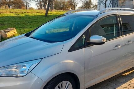 Ford Grand C-Max 96.000 km 11.900 &euro; Gomaringen 72810