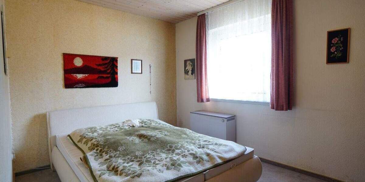 Reihenmittelhaus Reutlingen Römerschanze - 4 Zimmer, 86 m&sup2;, 265.000&euro; | Angebot:25915986