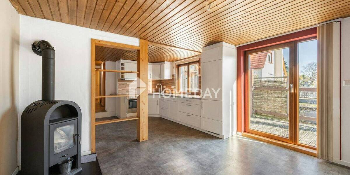 Einfamilienhaus Bad Urach Hengen - 6 Zimmer, 140 m&sup2;, 249.000&euro; | Angebot:25677505