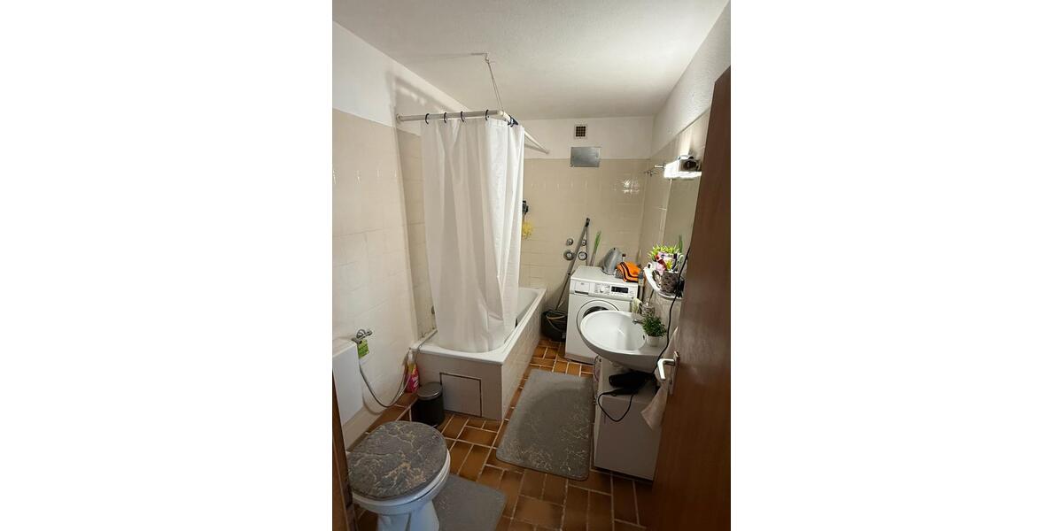 Dachgeschoßwohnung Schönaich - 3.5 Zimmer, 78 m&sup2;, 949&euro; | Angebot:26036237