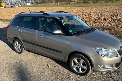 Skoda Fabia 124.900 km 5.190 &euro; Esslingen 73732