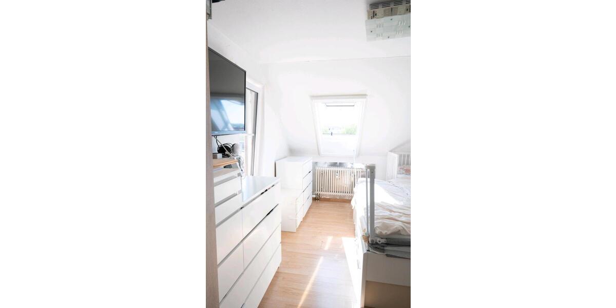 Dachgeschoßwohnung Holzgerlingen - 3.5 Zimmer, 80 m&sup2;, 320.000&euro; | Angebot:26701462
