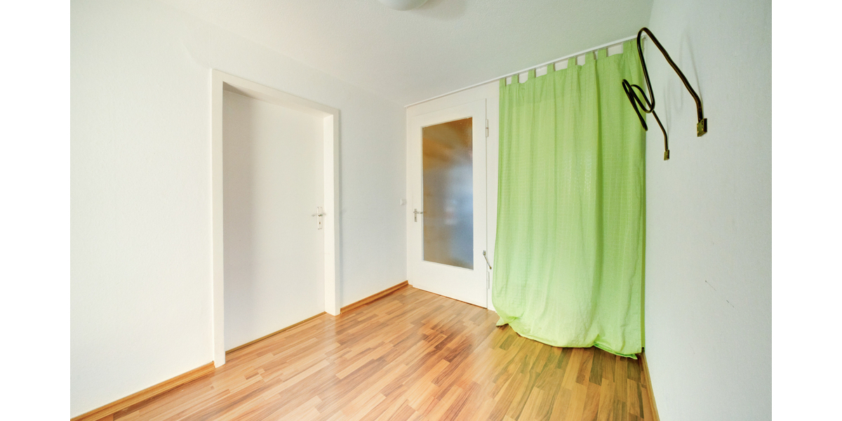 Wohn- und Geschäftshaus in der Münsinger Innenstadt - 3 Wohnungen und 1 Gewerbeeinheit - Wohn- & Geschäftshaus Münsingen | Angebot:18220329