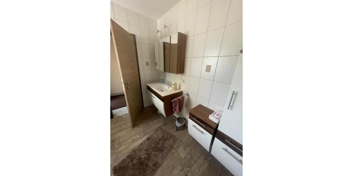Einfamilienhaus Münsingen - 6 Zimmer, 160 m&sup2;, 2.290&euro; | Angebot:27620331