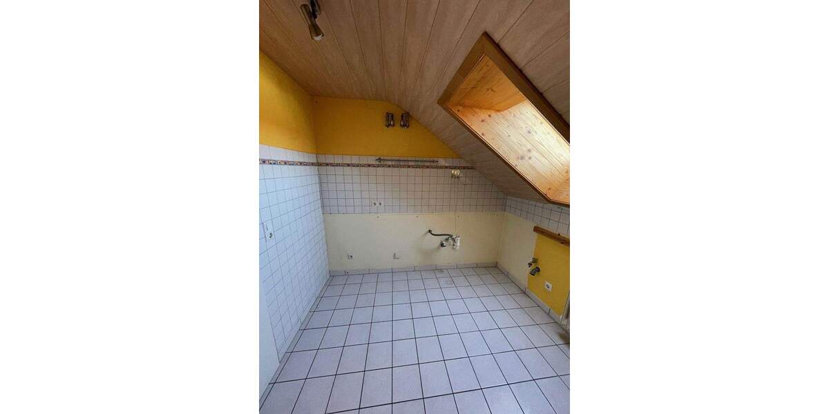 Etagenwohnung Reutlingen Ringelbach - 3 Zimmer, 70 m&sup2;, 280.000&euro; | Angebot:25657615
