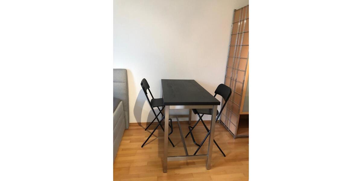 Etagenwohnung Herrenberg - 1 Zimmer, 18 m&sup2;, 390&euro; | Angebot:27606362