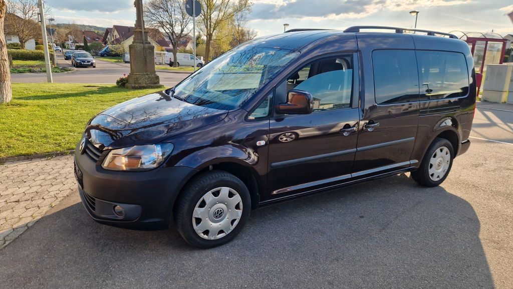 VW Caddy 181.000 km 8.999 &euro; Rangendingen 72414