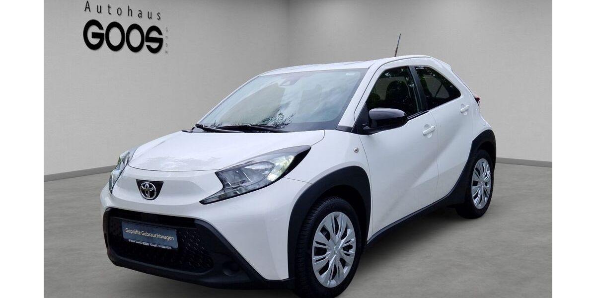 Toyota Aygo (X) 14.332 km 16.990 &euro; Nürtingen 72622