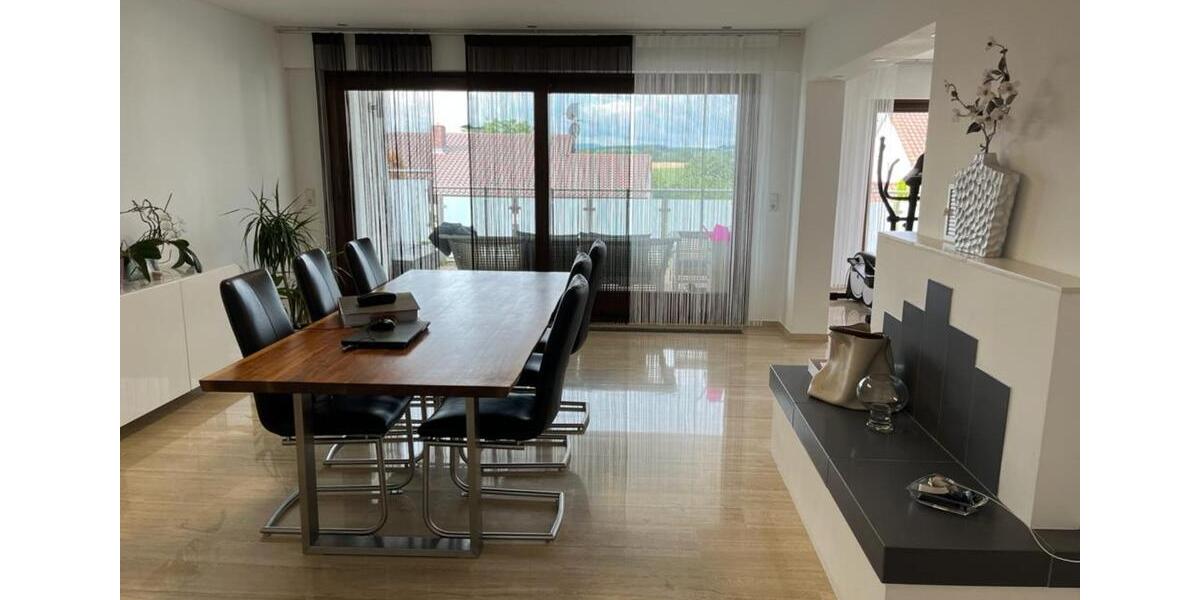 Erdgeschoßwohnung Neckartenzlingen - 5 Zimmer, 168 m&sup2;, 1.950&euro; | Angebot:25721130