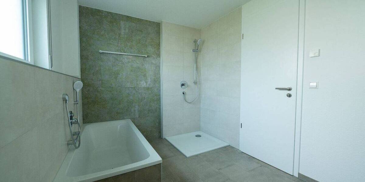 Doppelhaushälfte Gärtringen - 6 Zimmer, 165 m&sup2;, 780.000&euro; | Angebot:25774871