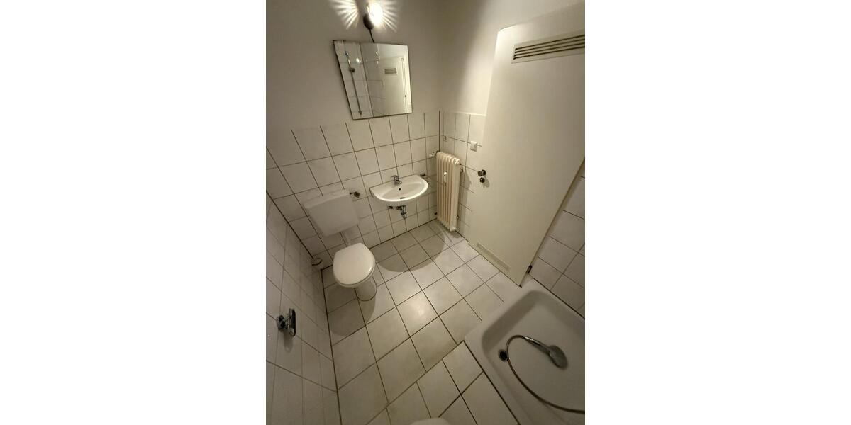 Etagenwohnung Pfullingen - 1 Zimmer, 35 m&sup2;, 550&euro; | Angebot:26687933