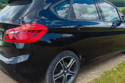 BMW 218 Active Tourer 100.235 km 12.800 &euro; Trochtelfingen 72818