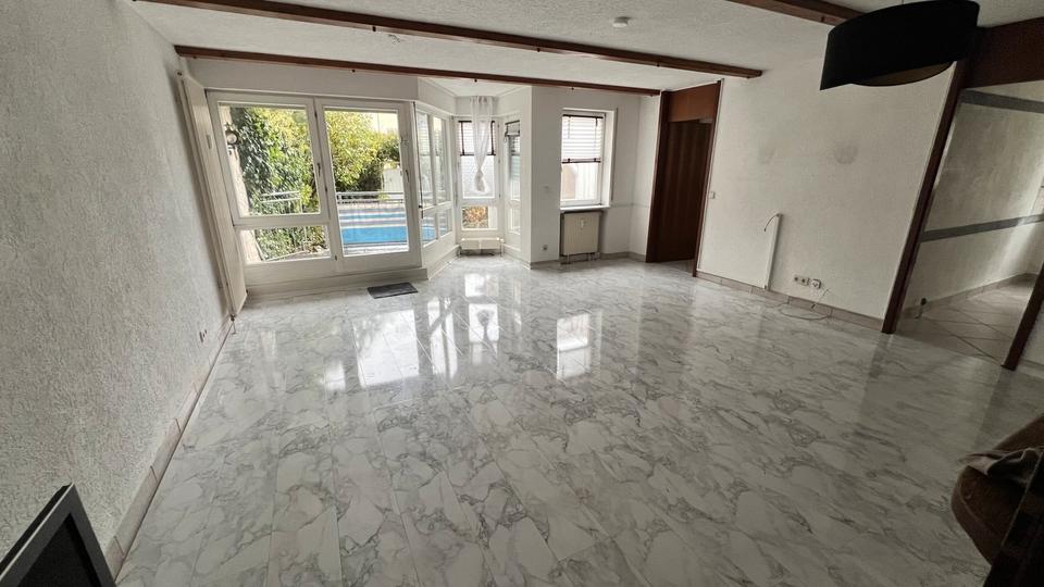 Erdgeschoßwohnung Böblingen Dagersheim - 3 Zimmer, 75 m&sup2;, 1.200&euro; | Angebot:27549974
