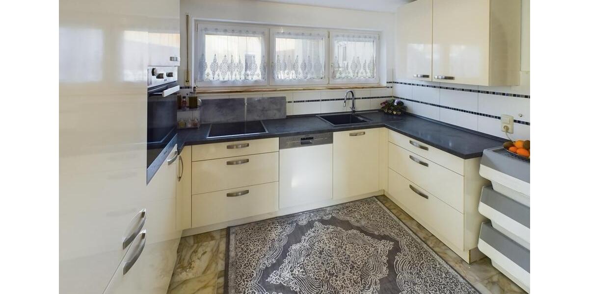 Etagenwohnung Rottenburg am Neckar - 3.5 Zimmer, 71 m&sup2;, 279.000&euro; | Angebot:25543106