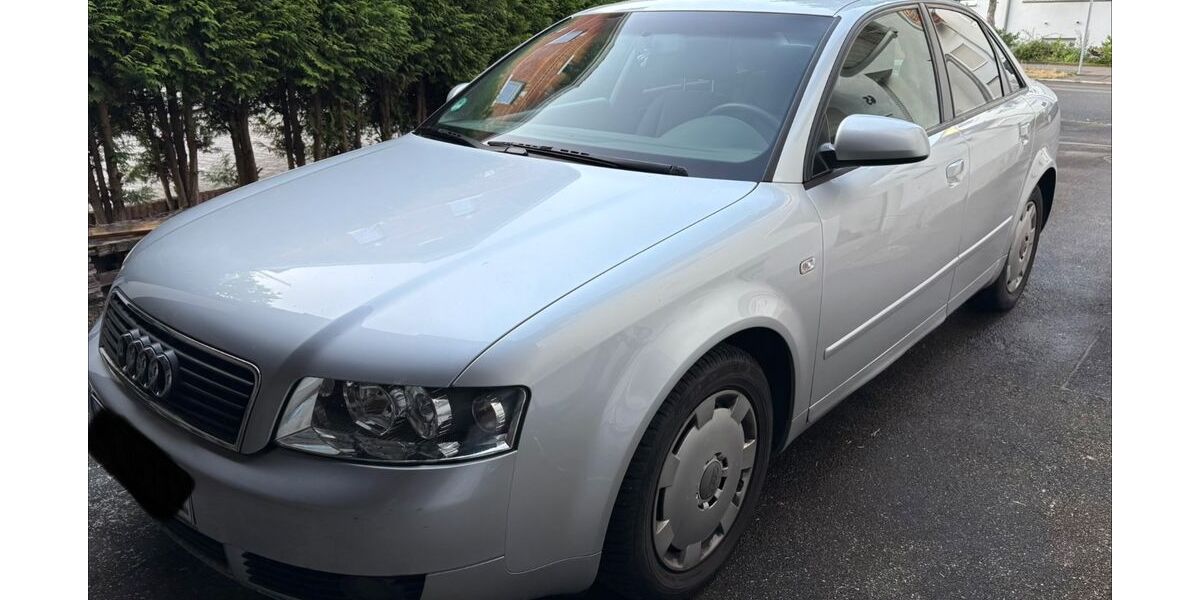 Audi A4 181.000 km 3.100 &euro; Sindelfingen 71063