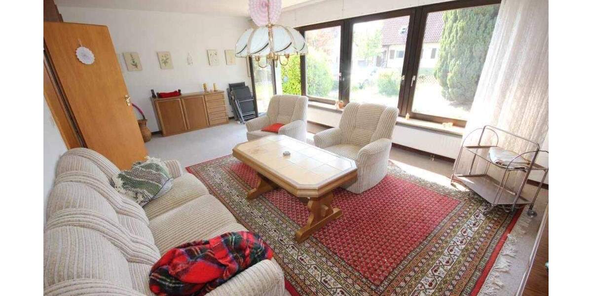 Einfamilienhaus Kusterdingen - 5 Zimmer, 164 m&sup2;, 595.000&euro; | Angebot:25690130