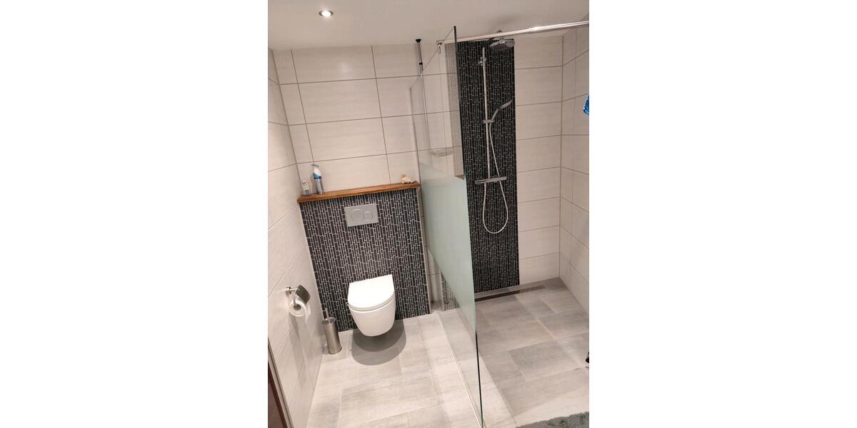 Erdgeschoßwohnung Hechingen - 2 Zimmer, 75 m&sup2;, 1.000&euro; | Angebot:27576413