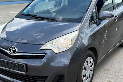 Toyota Verso-S 217.346 km 2.450 &euro; Bisingen 72406
