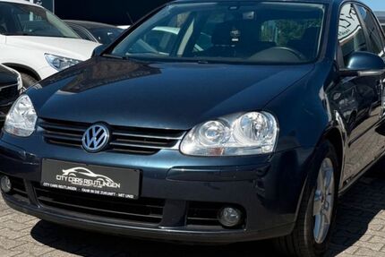 VW Golf 144.000 km 4.880 &euro; Reutlingen 72766