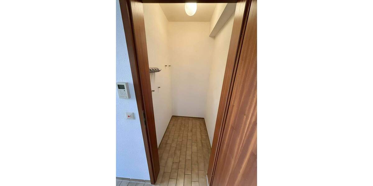 Etagenwohnung Reutlingen Innenstadt - 2 Zimmer, 66 m&sup2;, 294.000&euro; | Angebot:25751226