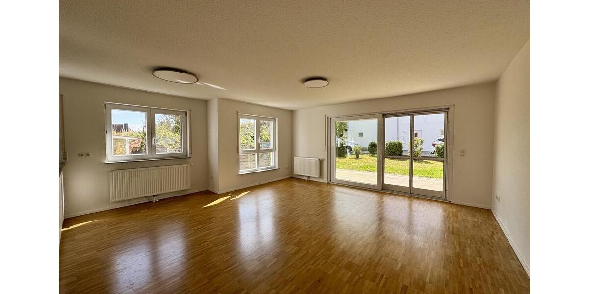 Etagenwohnung Rottenburg am Neckar - 3 Zimmer, 89 m&sup2;, 1.120&euro; | Angebot:26675988